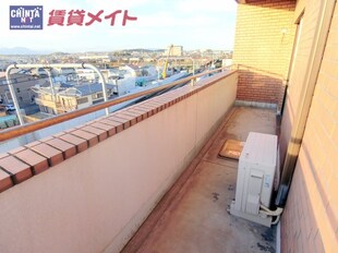 ロイヤル東海川原町の物件内観写真